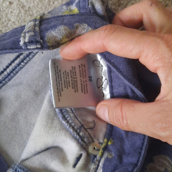 Floral pants - Picture 3 of 7